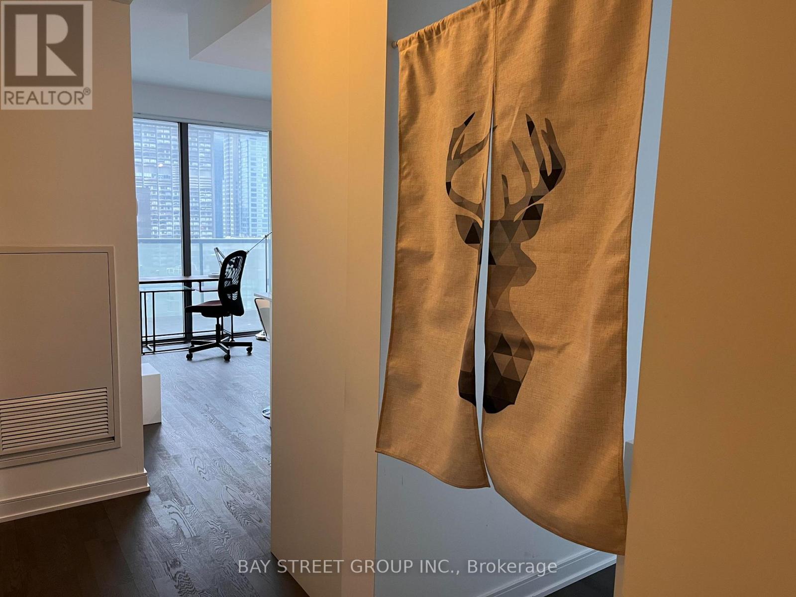 2510 - 57 St. Joseph Street, Toronto, Ontario  M5S 0C5 - Photo 7 - C13735028