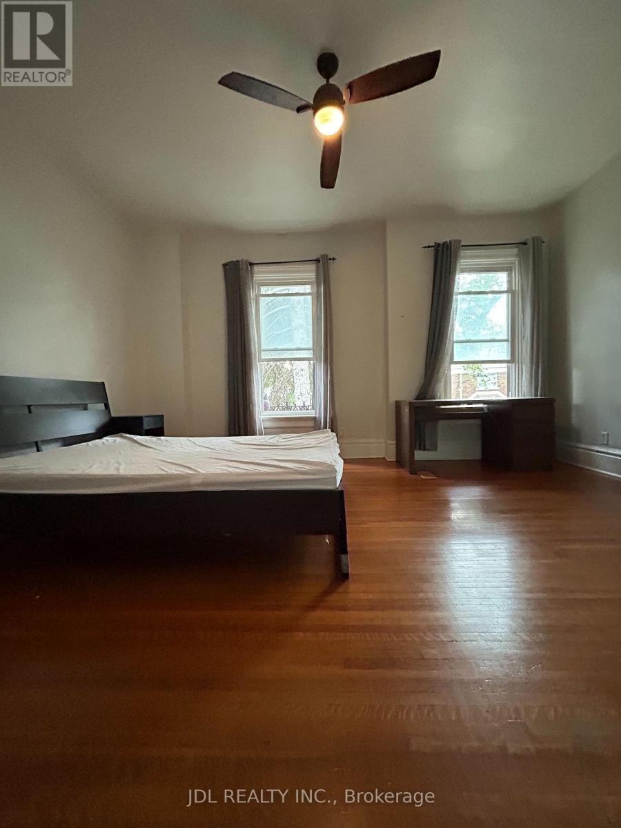 Suite Aa 2nd Floor - 137 Denison Ave Avenue, Toronto, Ontario  M5T 2N2 - Photo 10 - C13735040