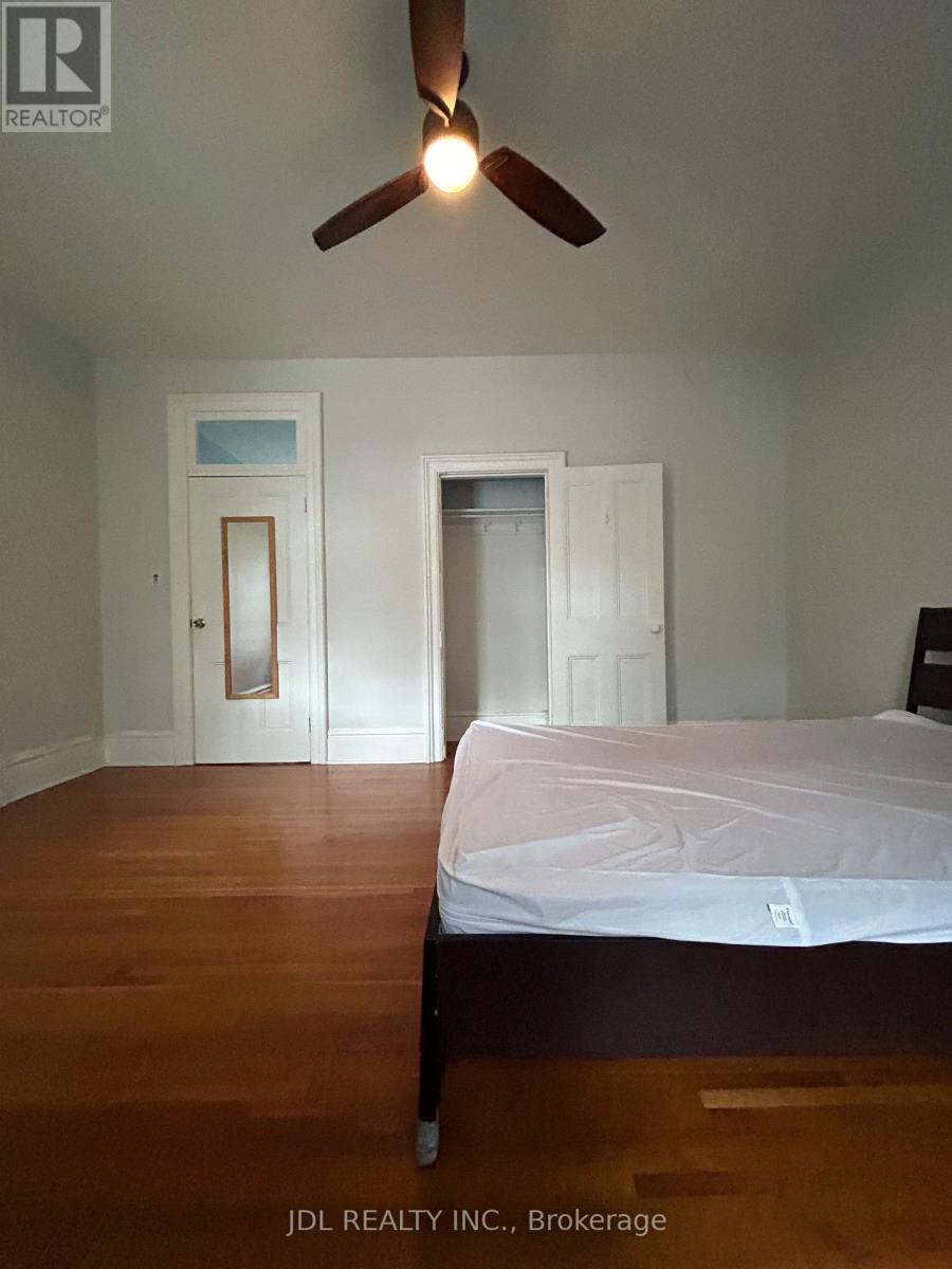 Suite Aa 2nd Floor - 137 Denison Ave Avenue, Toronto, Ontario  M5T 2N2 - Photo 15 - C13735040