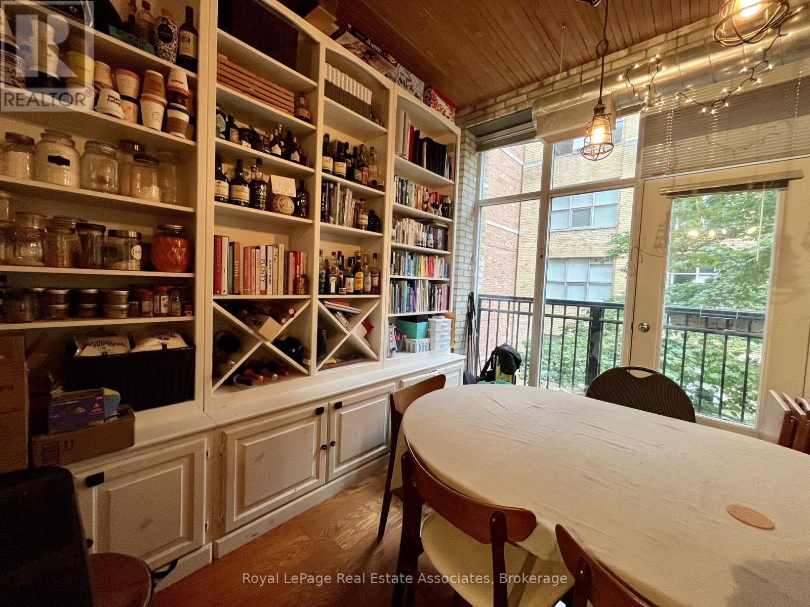 323 - 955 Queen Street W, Toronto, Ontario  M6J 3X5 - Photo 4 - C13735042