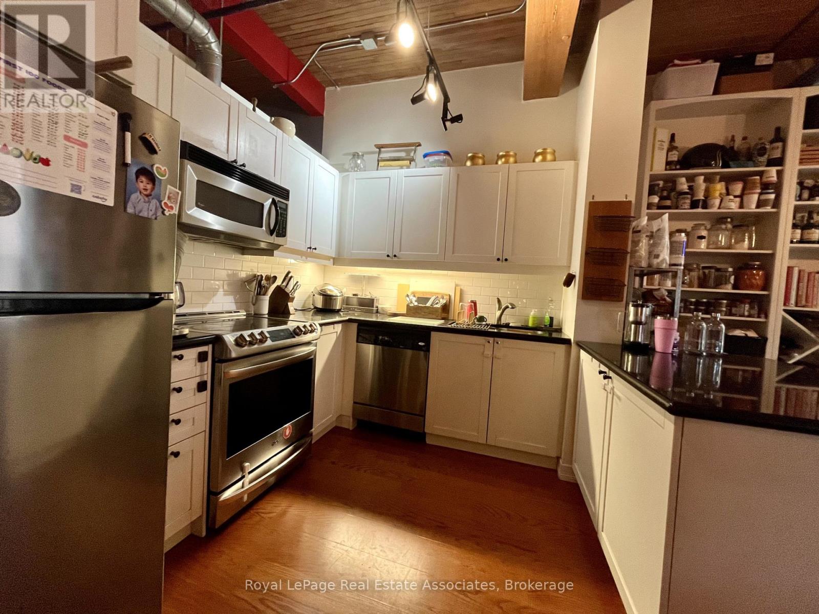 323 - 955 Queen Street W, Toronto, Ontario  M6J 3X5 - Photo 5 - C13735042