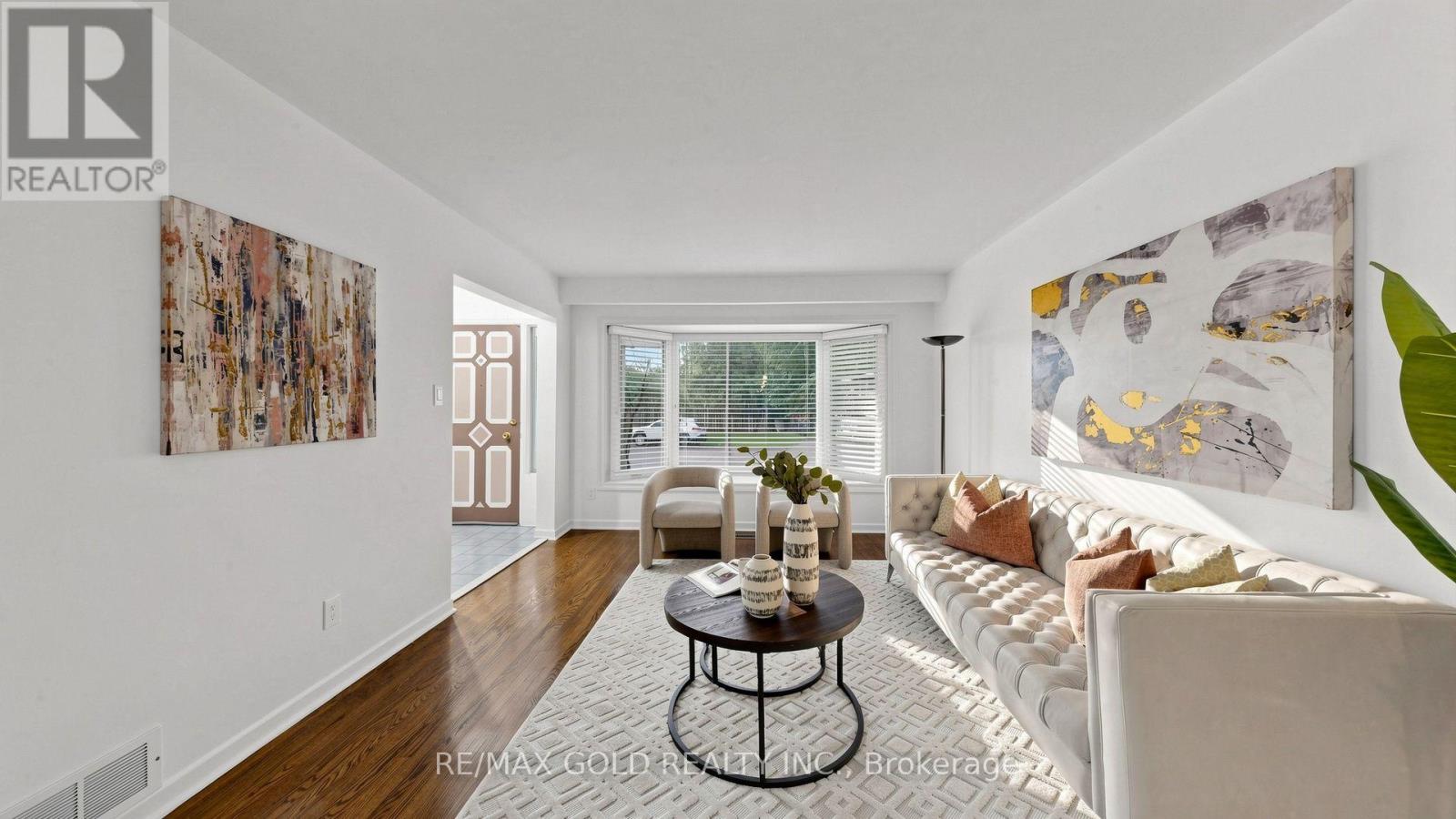 146 Oakmeadow Boulevard, Toronto, Ontario  M1E 4H3 - Photo 3 - E13735012