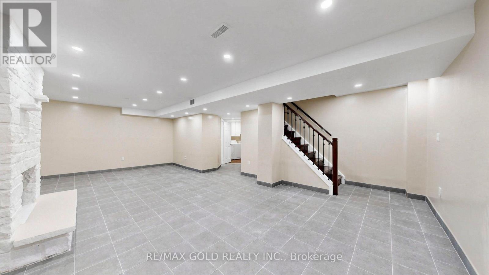 146 Oakmeadow Boulevard, Toronto, Ontario  M1E 4H3 - Photo 31 - E13735012