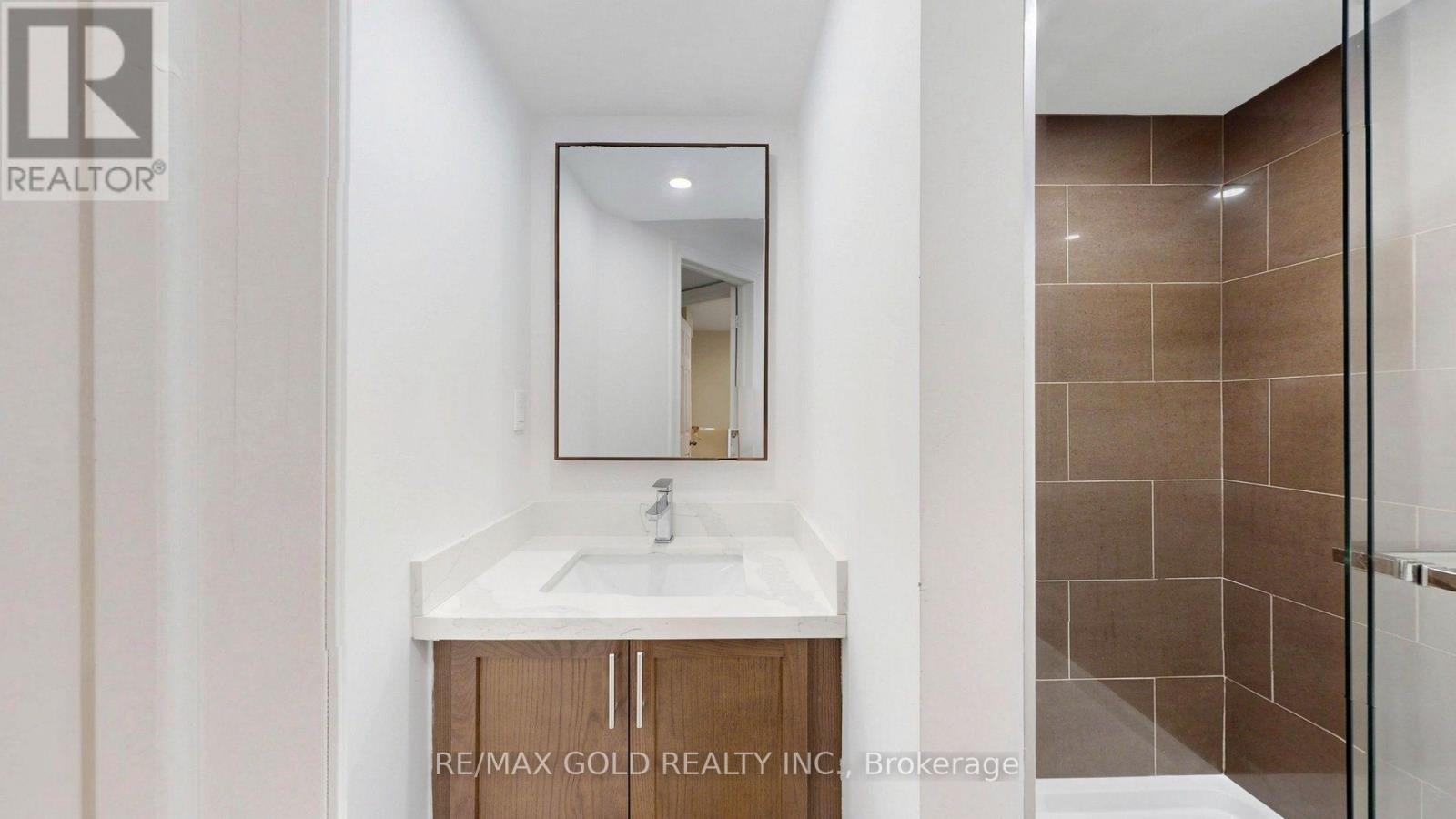 146 Oakmeadow Boulevard, Toronto, Ontario  M1E 4H3 - Photo 32 - E13735012