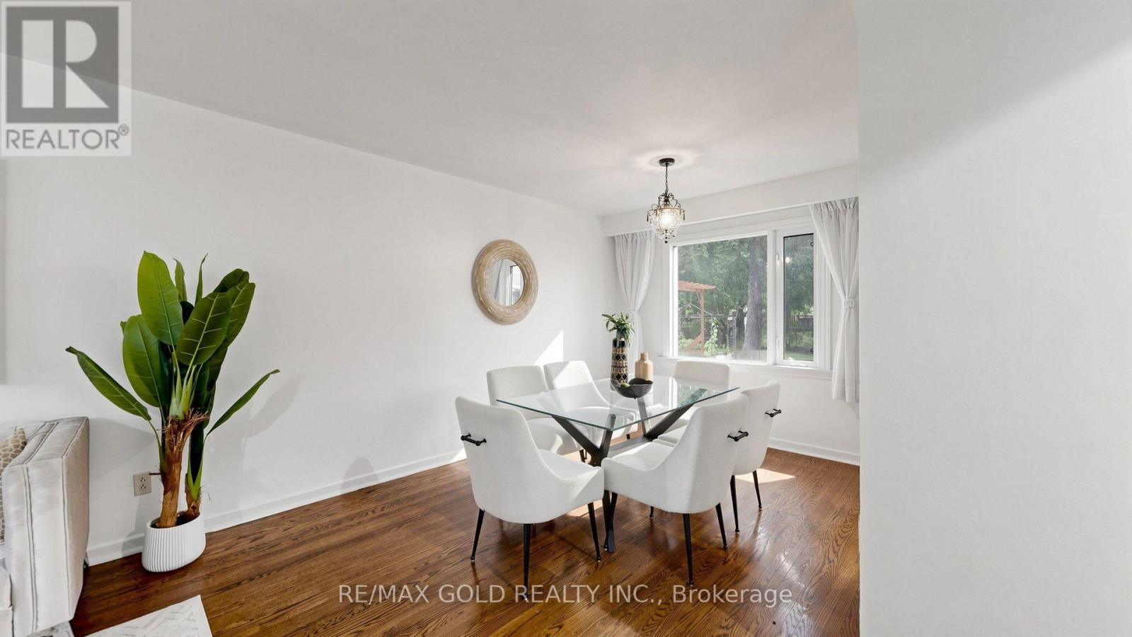 146 Oakmeadow Boulevard, Toronto, Ontario  M1E 4H3 - Photo 7 - E13735012