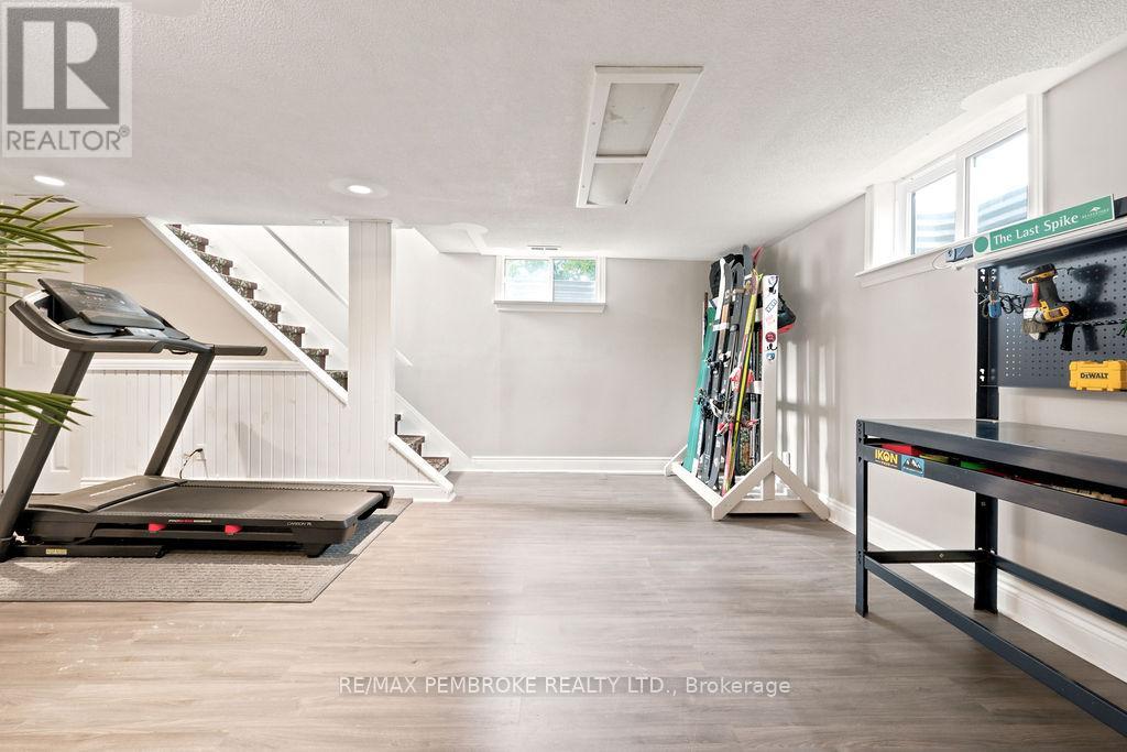 143 Schwanz Road, Petawawa, Ontario  K8H 1Y6 - Photo 28 - X13735080