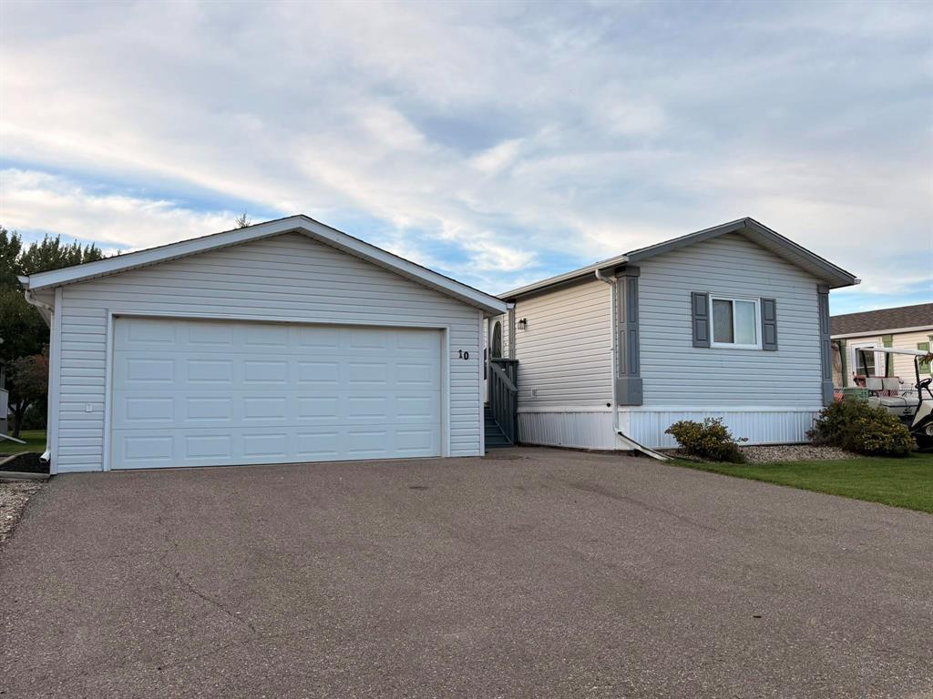 10 Mockingbird Drive, Brandon, Manitoba  R7C 1B2 - Photo 1 - 202621959
