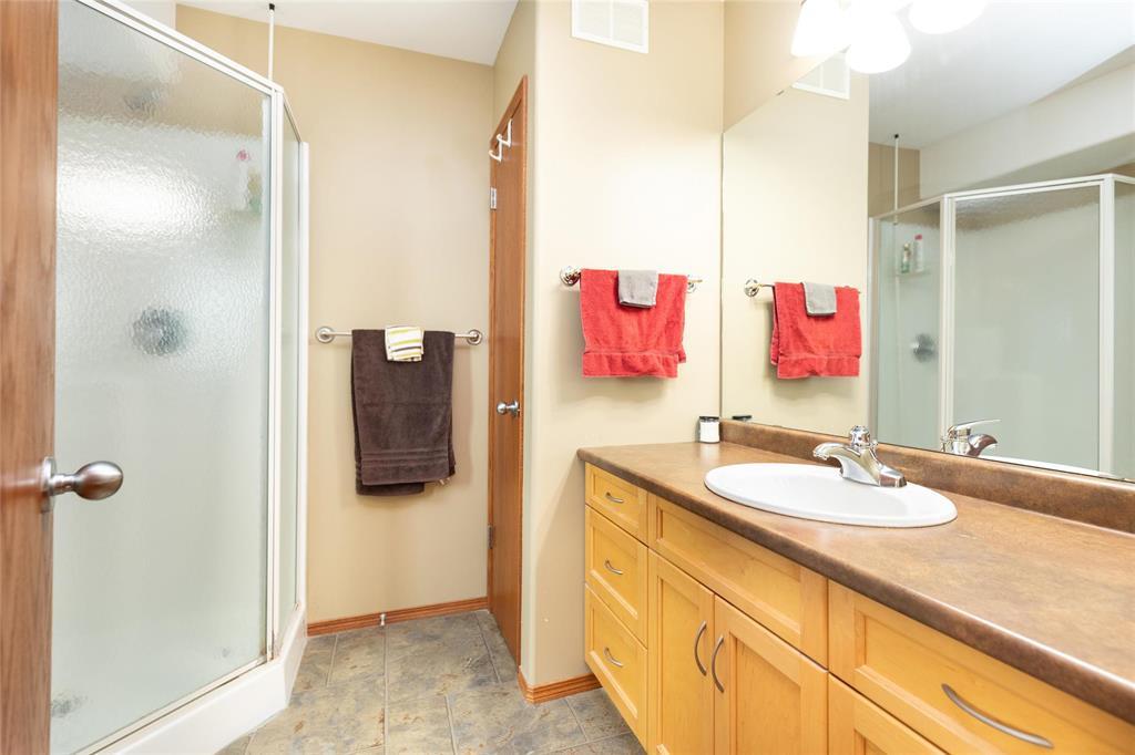 26 Granite Park Boulevard, Steinbach, Manitoba  R5G 2A9 - Photo 17 - 202621783
