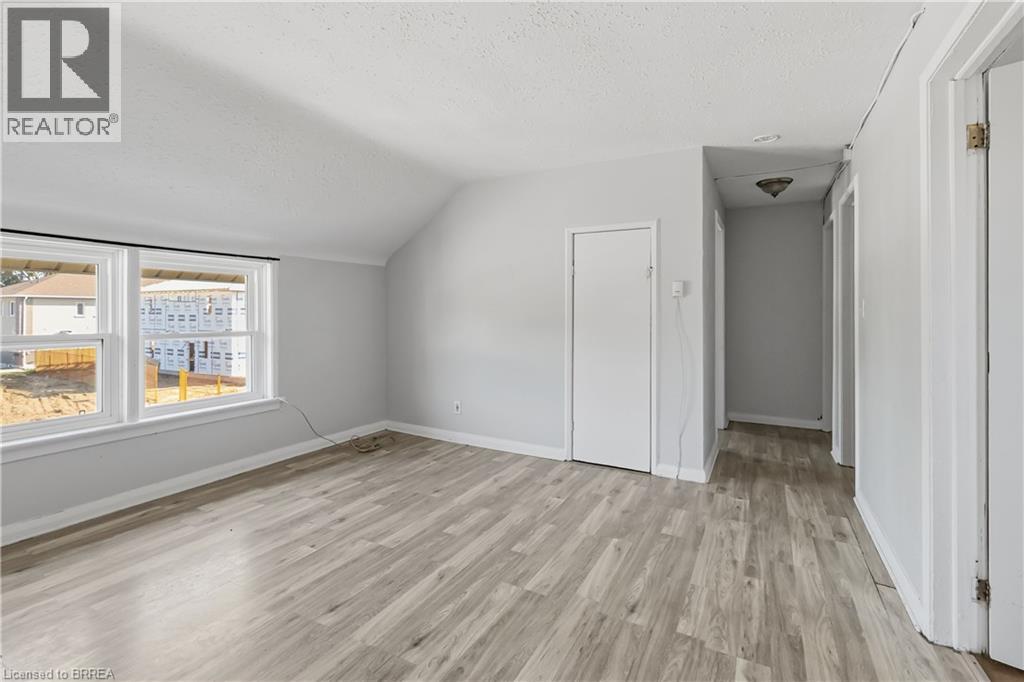 301 Campbell Street Unit# 1, Brantford, Ontario  N3S 5B6 - Photo 3 - 40851182