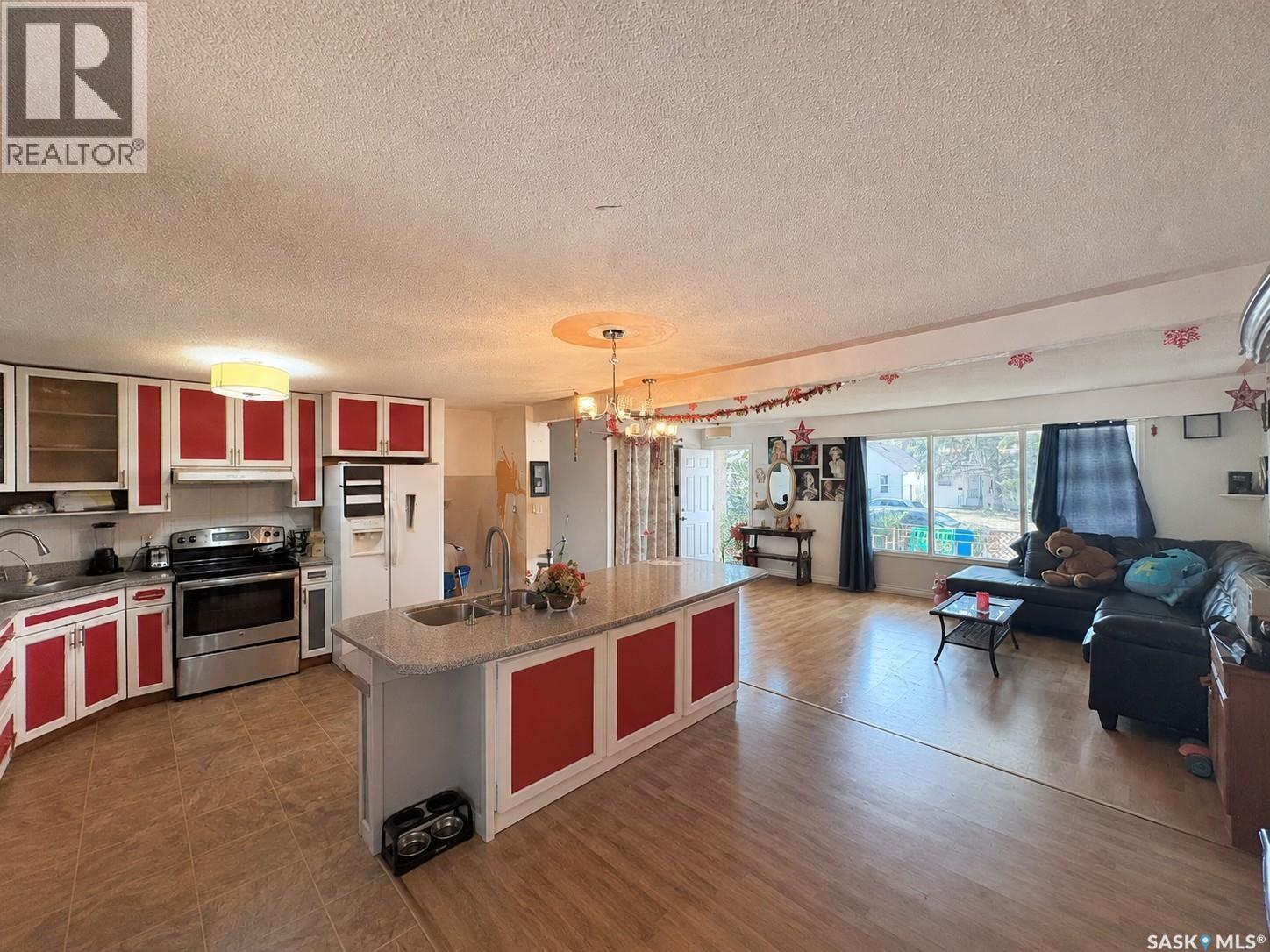 317 Halifax Street, Regina, Saskatchewan  S4R 1T1 - Photo 6 - SK047289