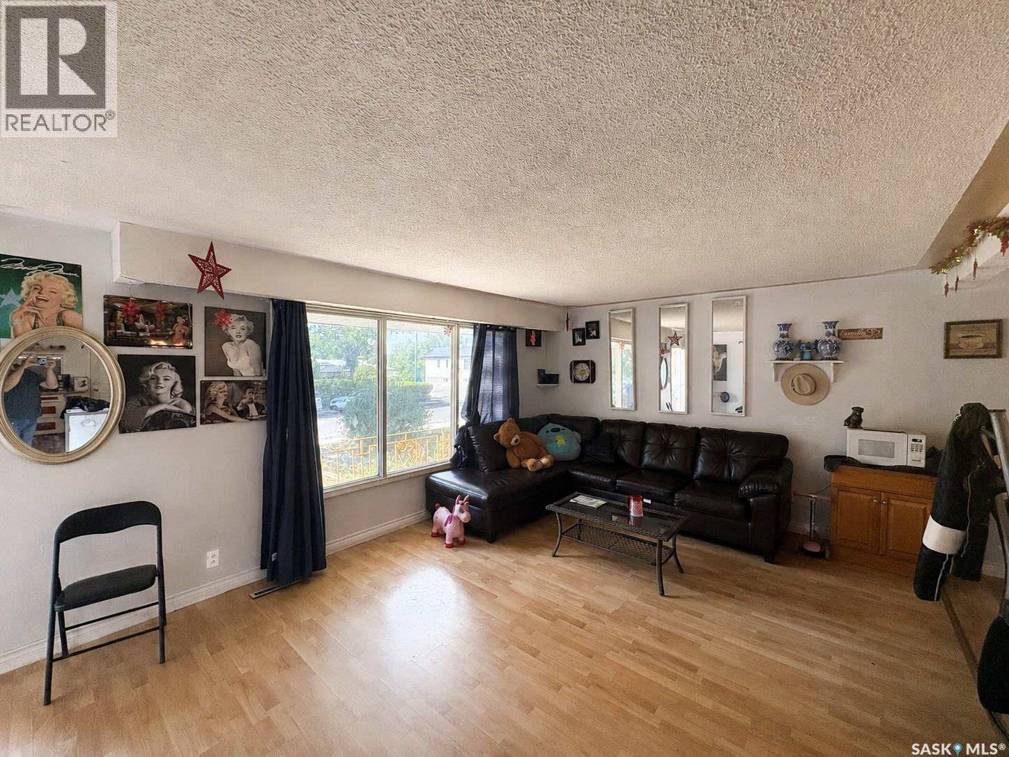 317 Halifax Street, Regina, Saskatchewan  S4R 1T1 - Photo 9 - SK047289