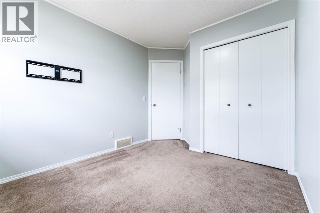45 Tuscany Springs Gardens NW, Calgary, Alberta  T3L 2R3 - Photo 20 - A2341378