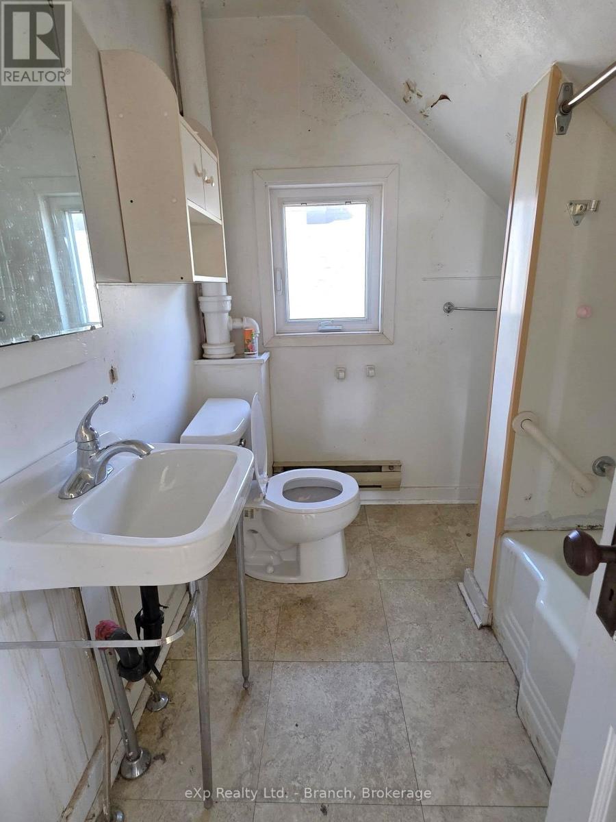 14 Taylor Avenue, Kirkland Lake, Ontario  P2N 2L1 - Photo 16 - T13735142