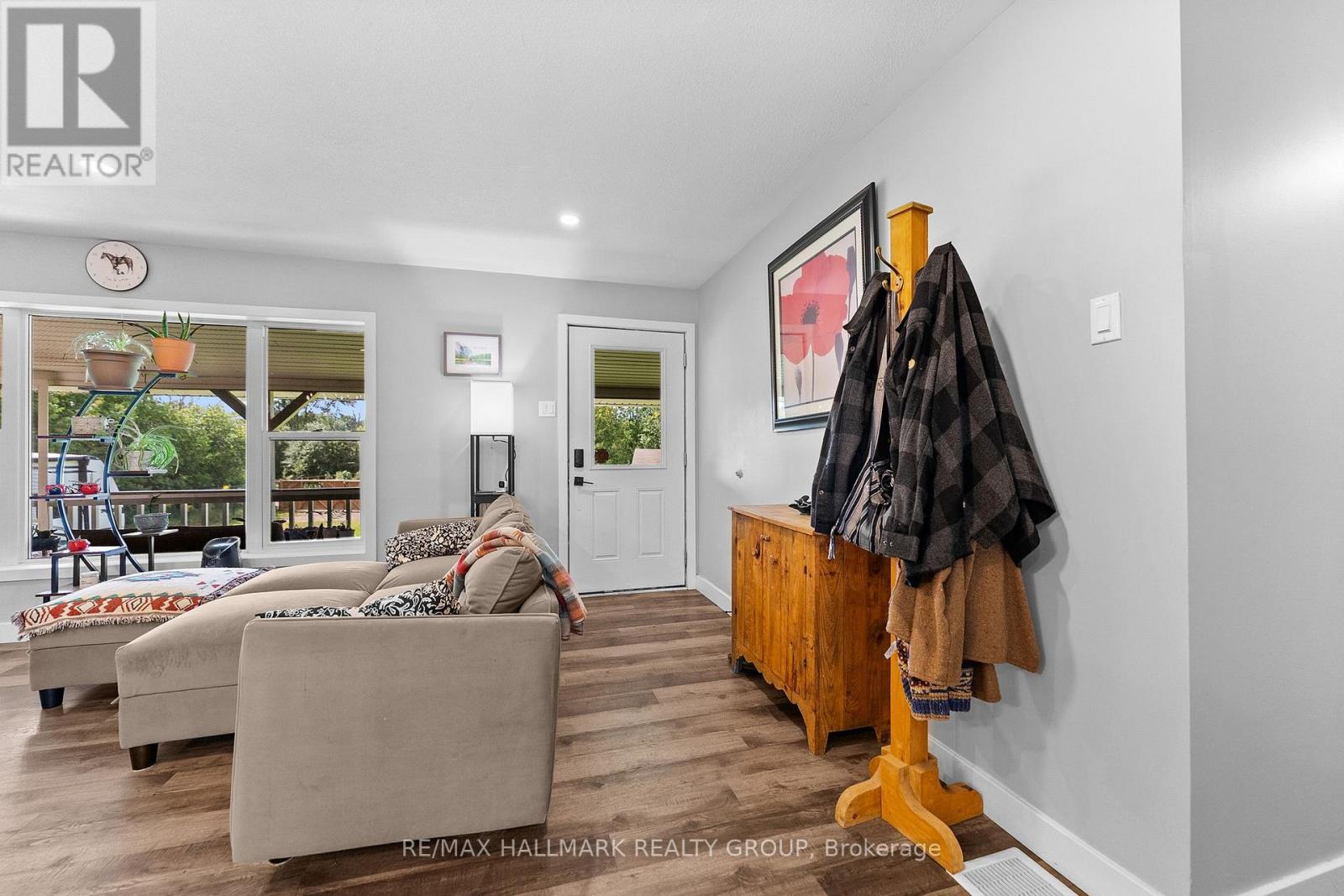 6666 Roger Stevens Drive, Montague, Ontario  K7A 4S6 - Photo 12 - X13735124