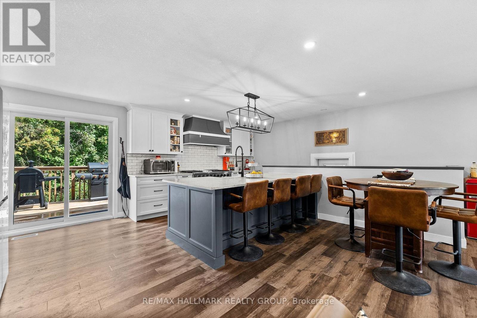 6666 Roger Stevens Drive, Montague, Ontario  K7A 4S6 - Photo 4 - X13735124