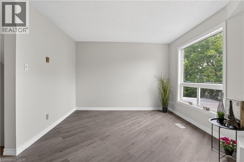 60 Elmsdale Drive Unit# 66, Kitchener, Ontario  N2E 2G4 - Photo 15 - 40859645