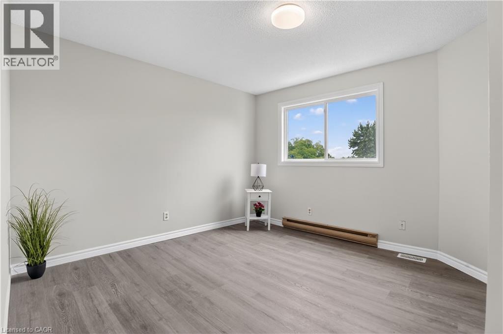 60 Elmsdale Drive Unit# 66, Kitchener, Ontario  N2E 2G4 - Photo 18 - 40859645