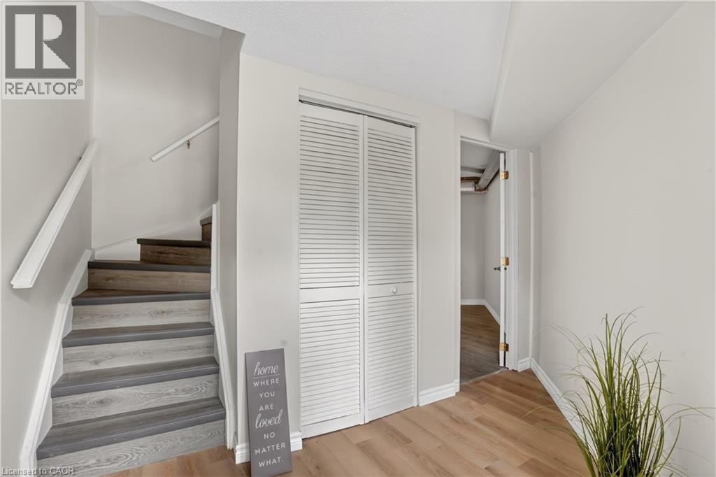 60 Elmsdale Drive Unit# 66, Kitchener, Ontario  N2E 2G4 - Photo 8 - 40859645