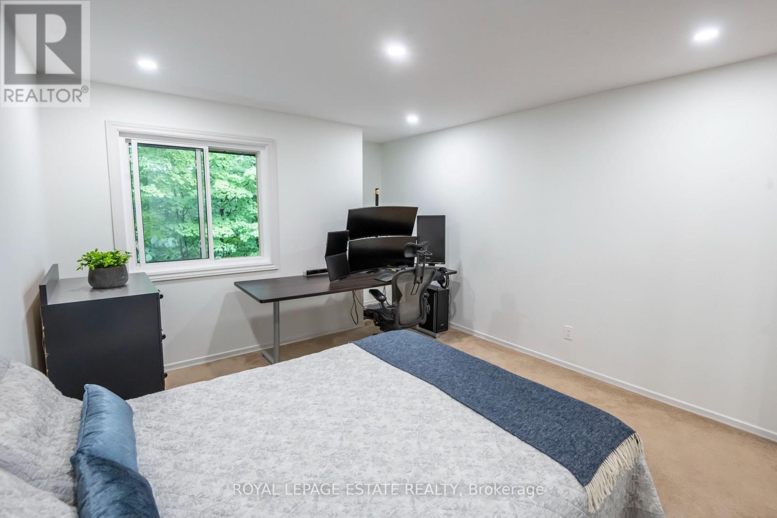 3 - 228 Kingswood Drive, Kitchener, Ontario  N2E 2K2 - Photo 27 - X13735094
