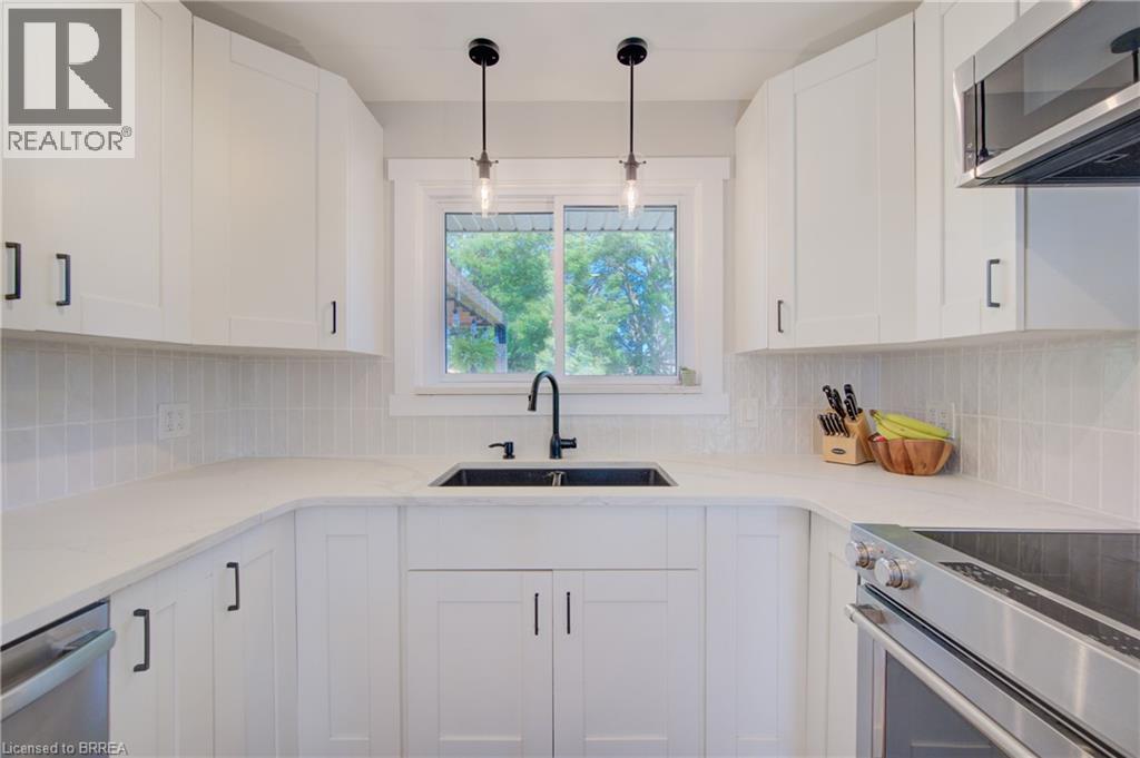 62 Forsythe Avenue, Brantford, Ontario  N3R 3L7 - Photo 17 - 40858516