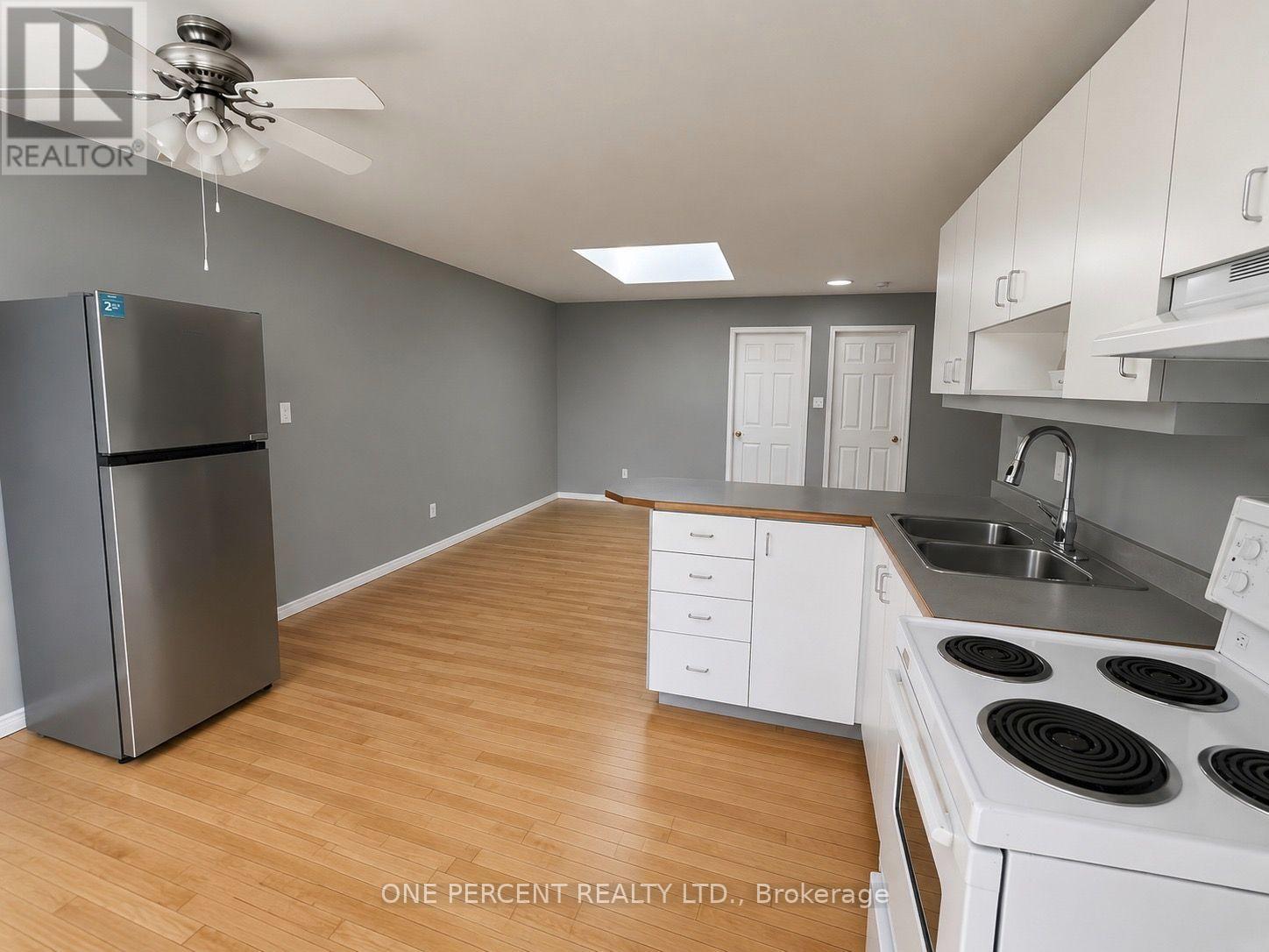 546 Concession Street, Hamilton, Ontario  L8V 1A9 - Photo 4 - X13611908