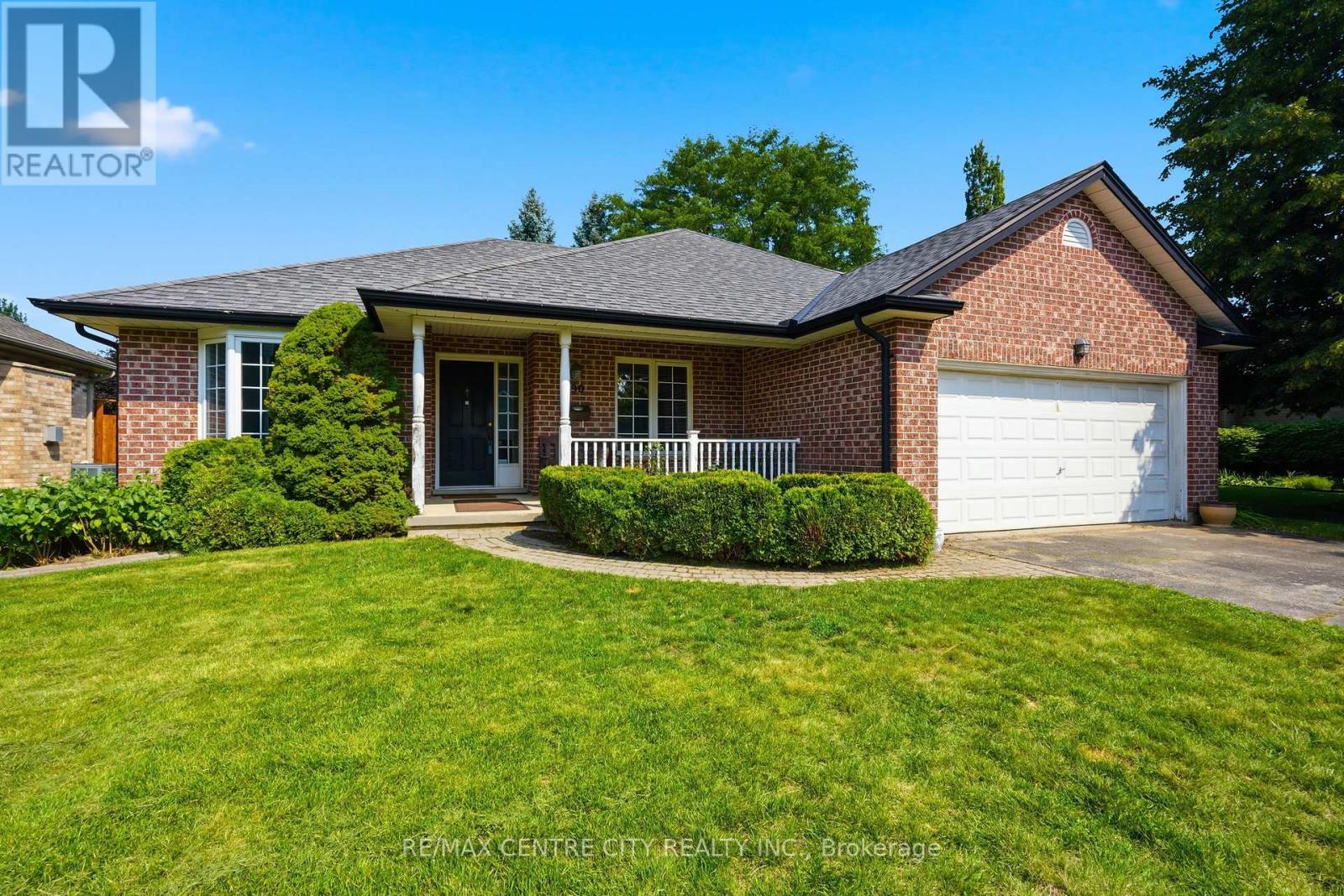 90 MORAINE CRESCENT, London North, Ontario