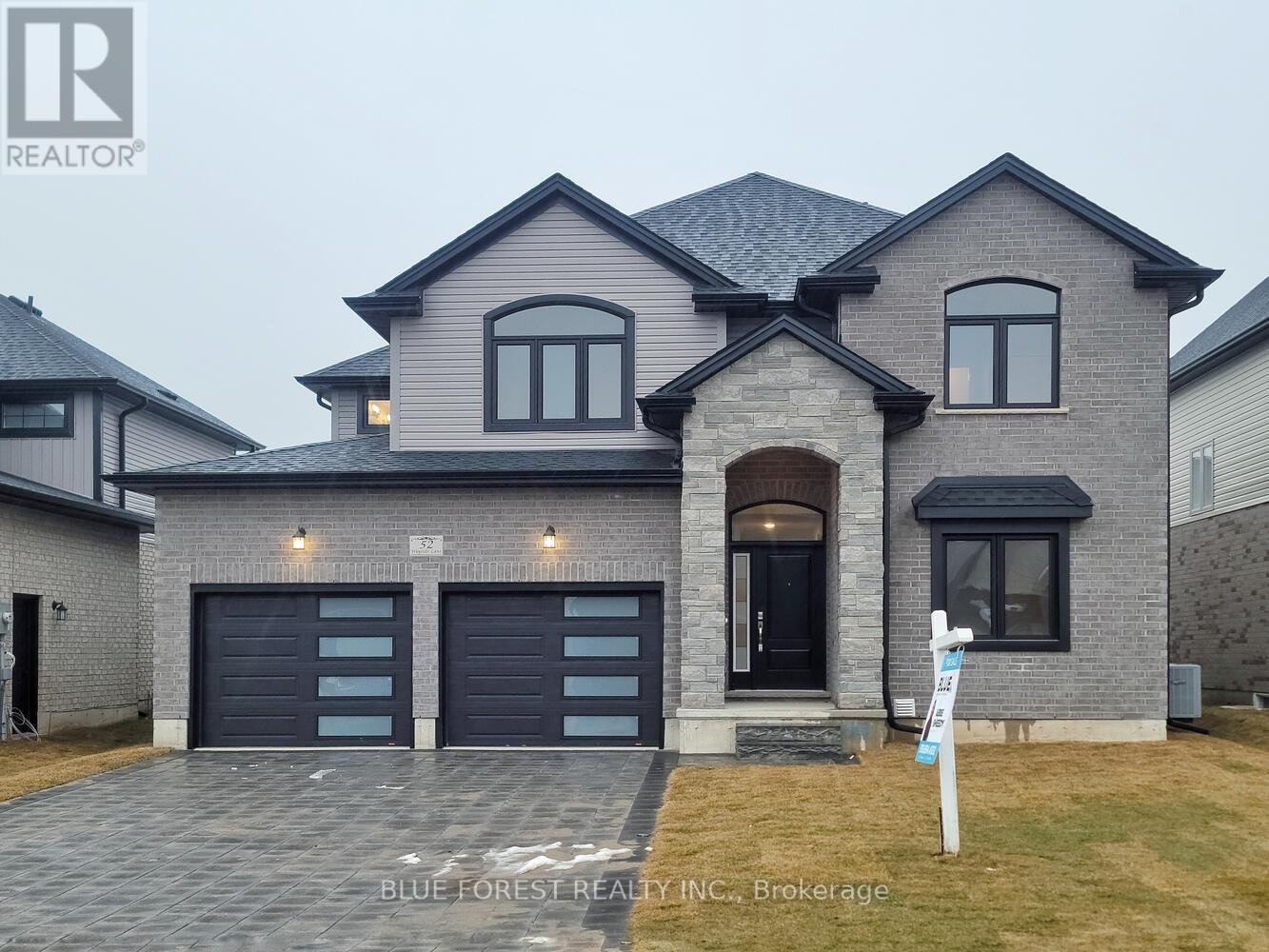 52 WAYSIDE LANE