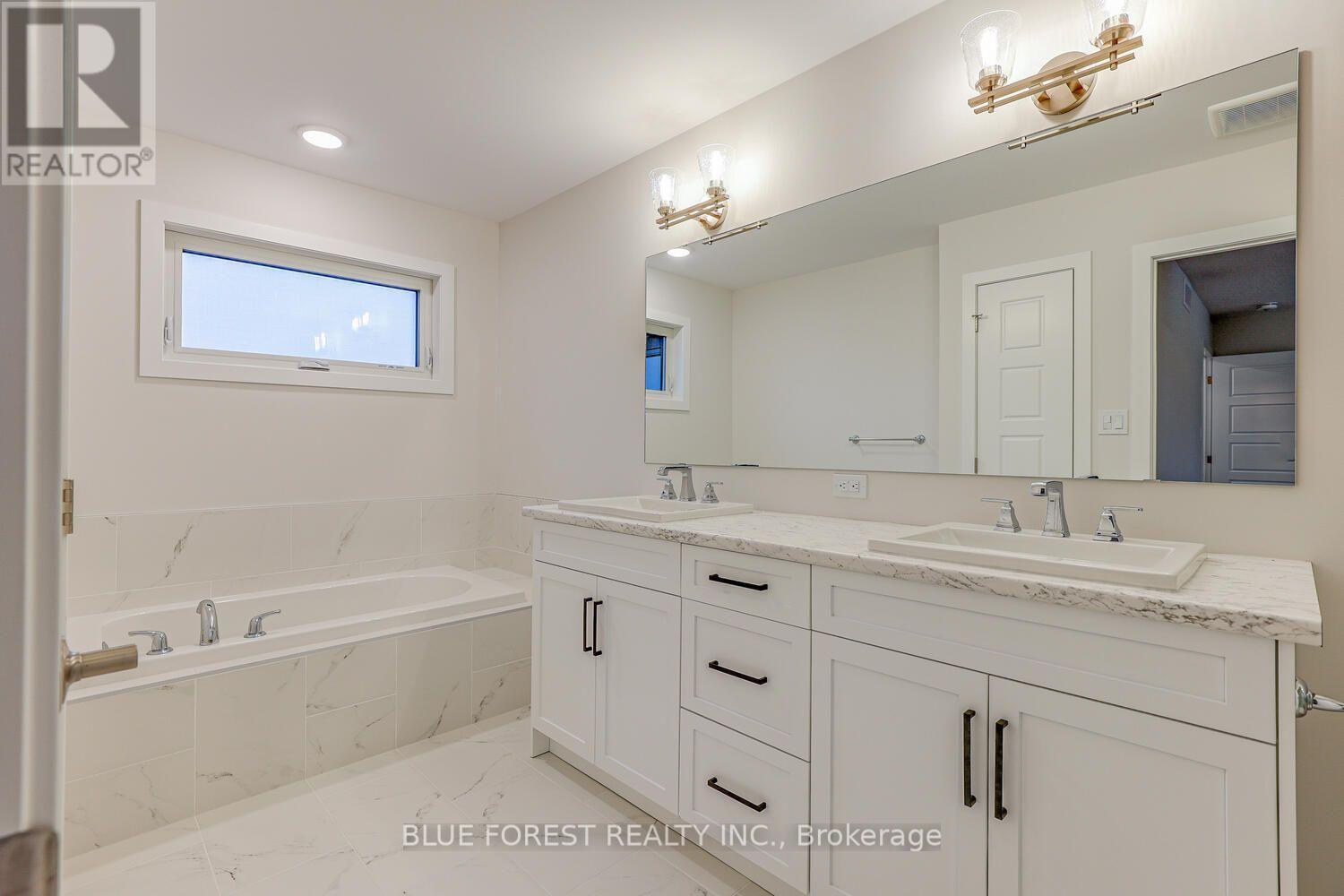 52 Wayside Lane, Southwold, Ontario  N5P 0G5 - Photo 28 - X13735172