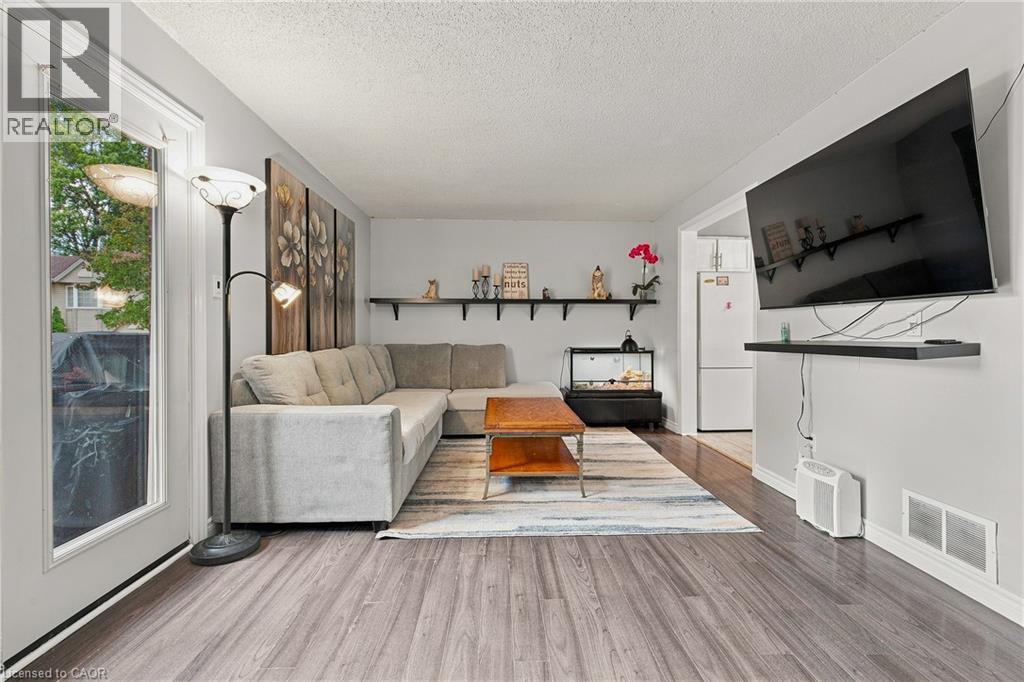 235 Saginaw Parkway Unit# 18, Cambridge, Ontario  N1T 1X4 - Photo 13 - 40859327