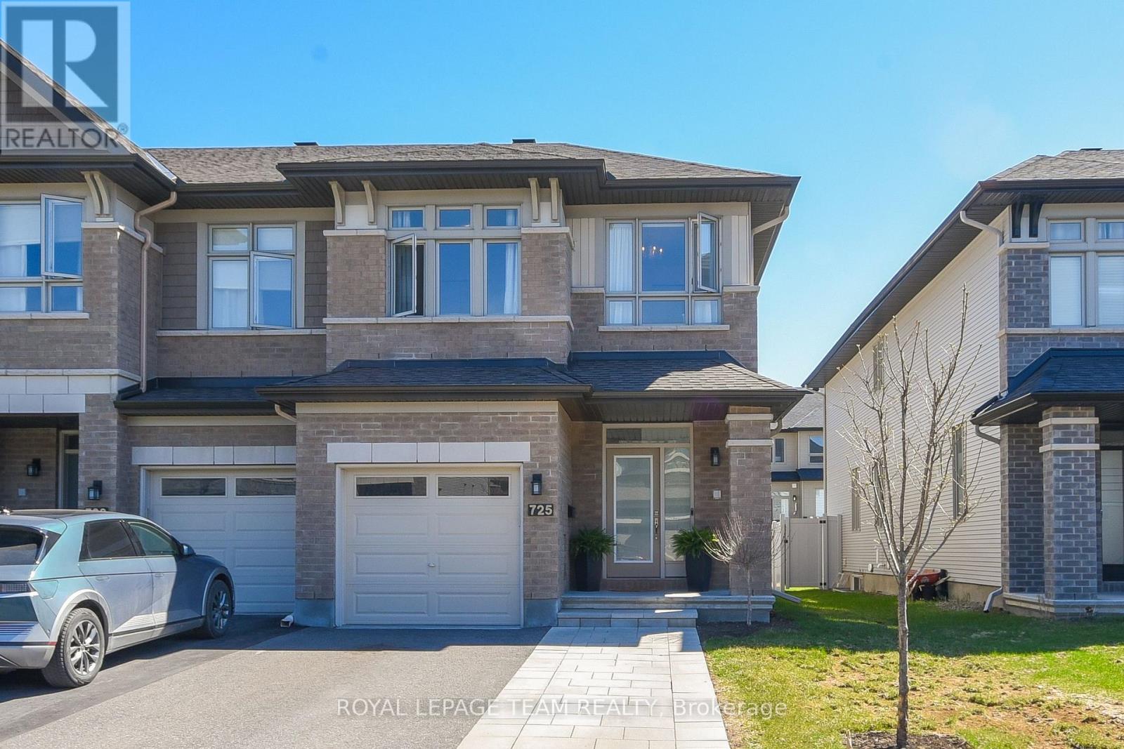 725 CAPRICORN CIRCLE, Ottawa, Ontario