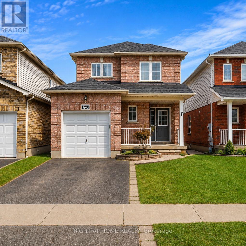 1720 RADCLIFFE DRIVE, Oshawa, Ontario