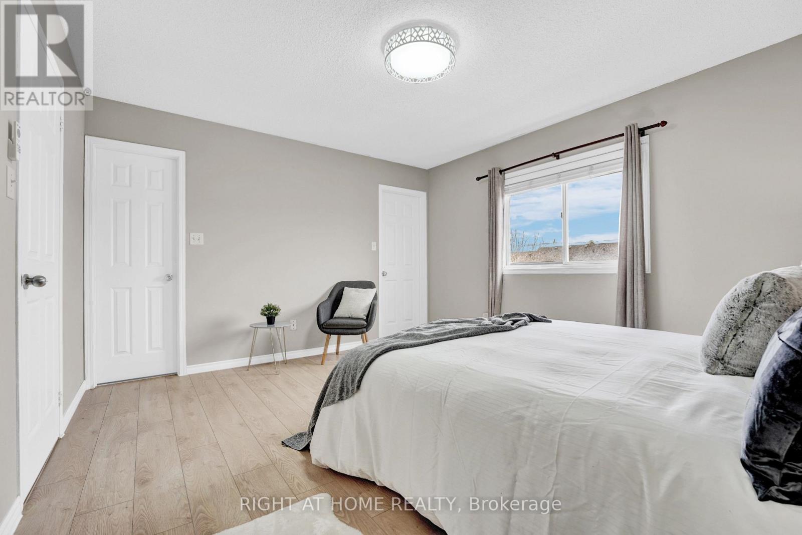 1720 Radcliffe Drive, Oshawa, Ontario  L1K 2T1 - Photo 12 - E13735166