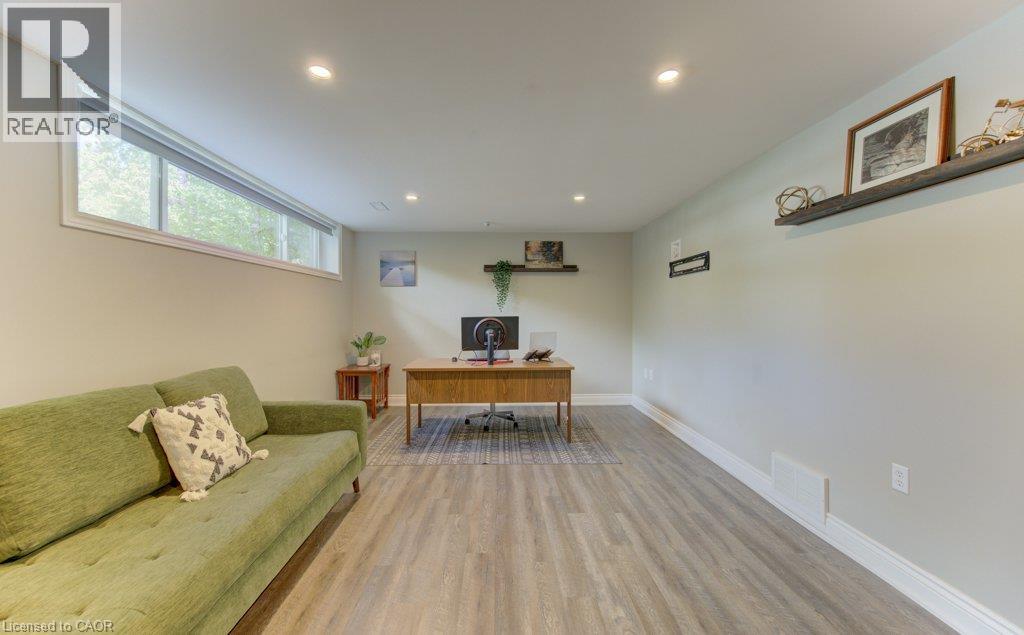 206 Forestwood Drive, Kitchener, Ontario  N2N 1B9 - Photo 15 - 40859413