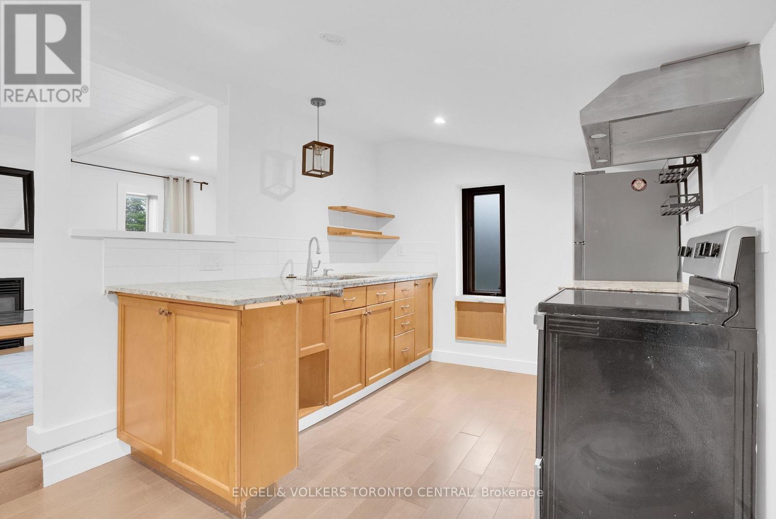 204 Cox Mill Road, Barrie, Ontario  L4N 4G5 - Photo 15 - S13729884