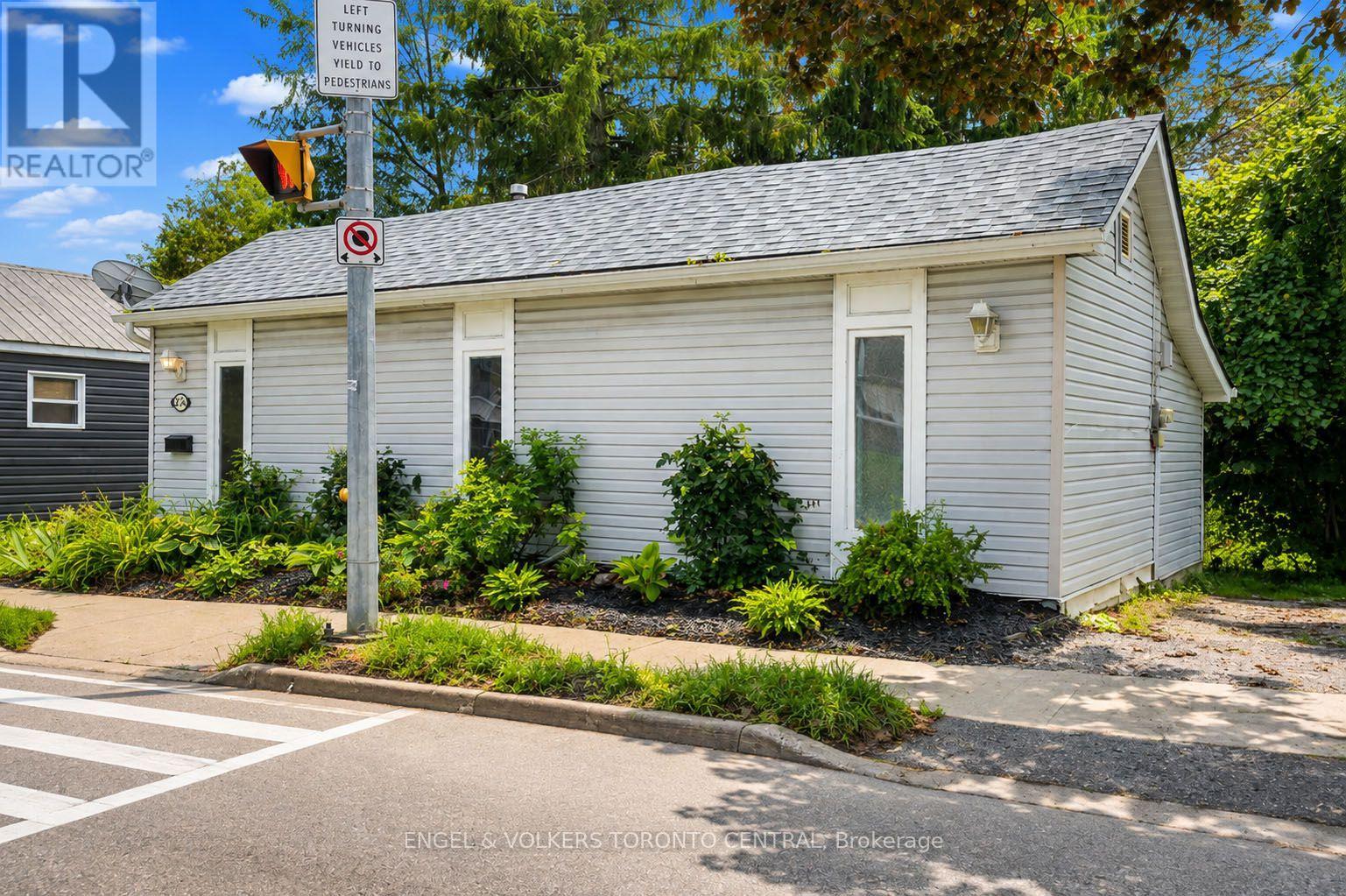 204 Cox Mill Road, Barrie, Ontario  L4N 4G5 - Photo 9 - S13729884