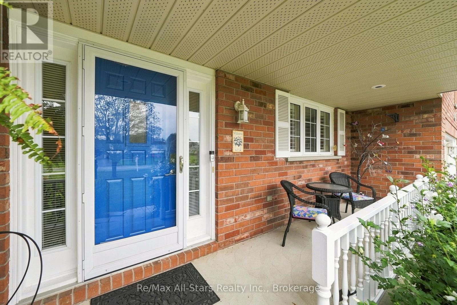22 Hallett Crescent, Kawartha Lakes, Ontario  K0M 2C0 - Photo 4 - X13727230