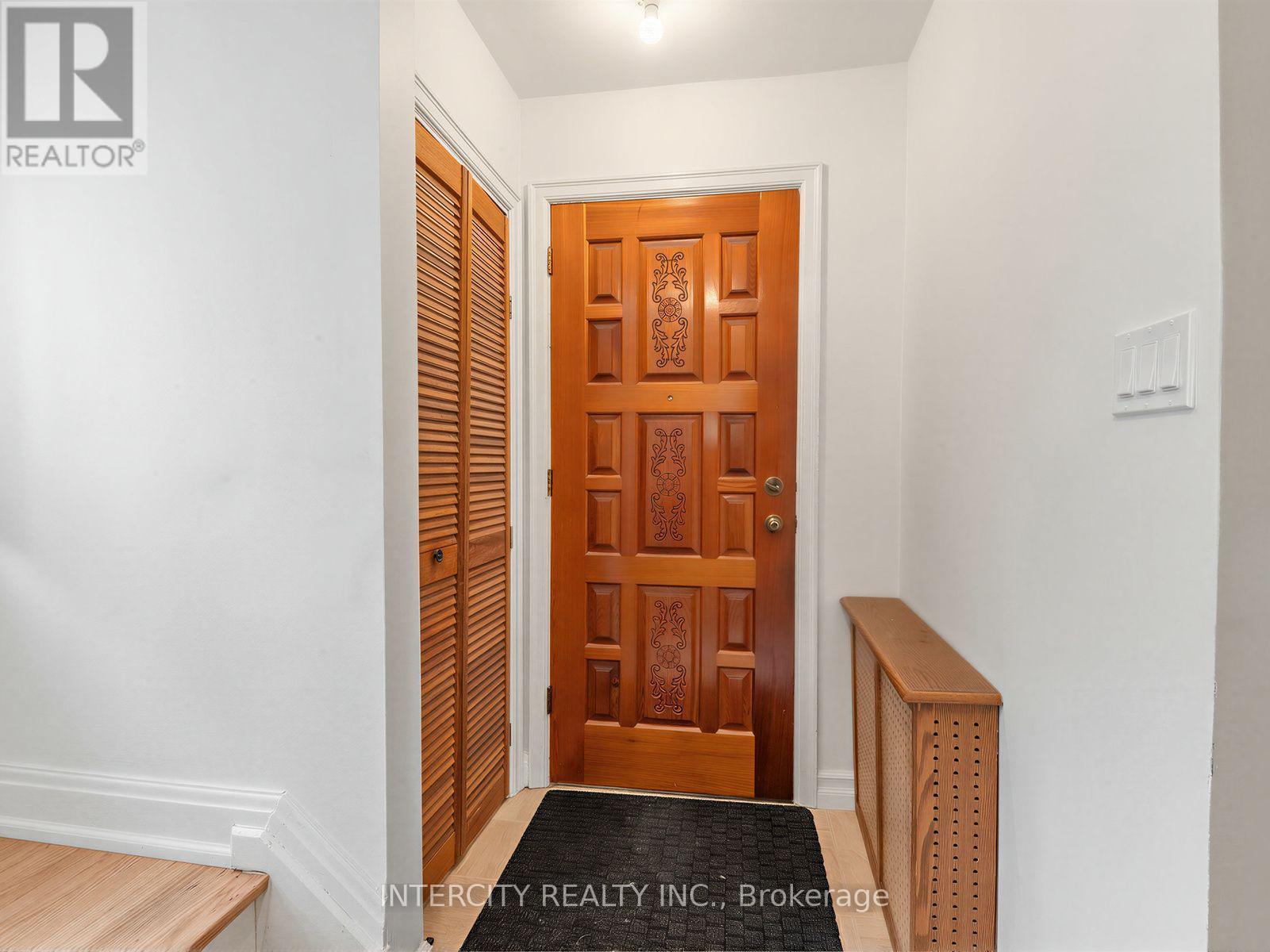 178 Bogert Avenue, Toronto, Ontario  M2N 1K9 - Photo 4 - C13732686