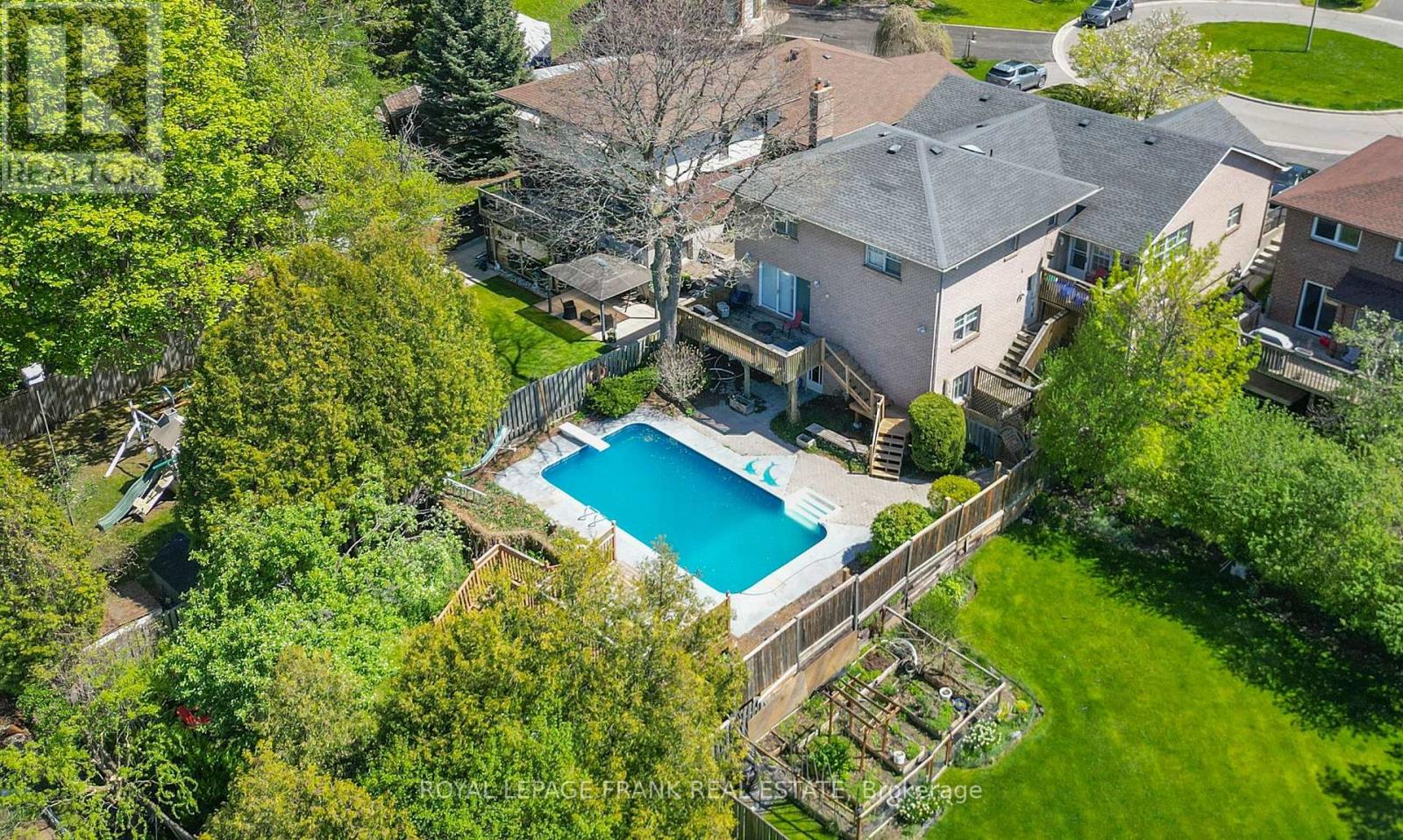 312 Cumberland Court, Oshawa, Ontario  L1H 8E7 - Photo 42 - E13735302