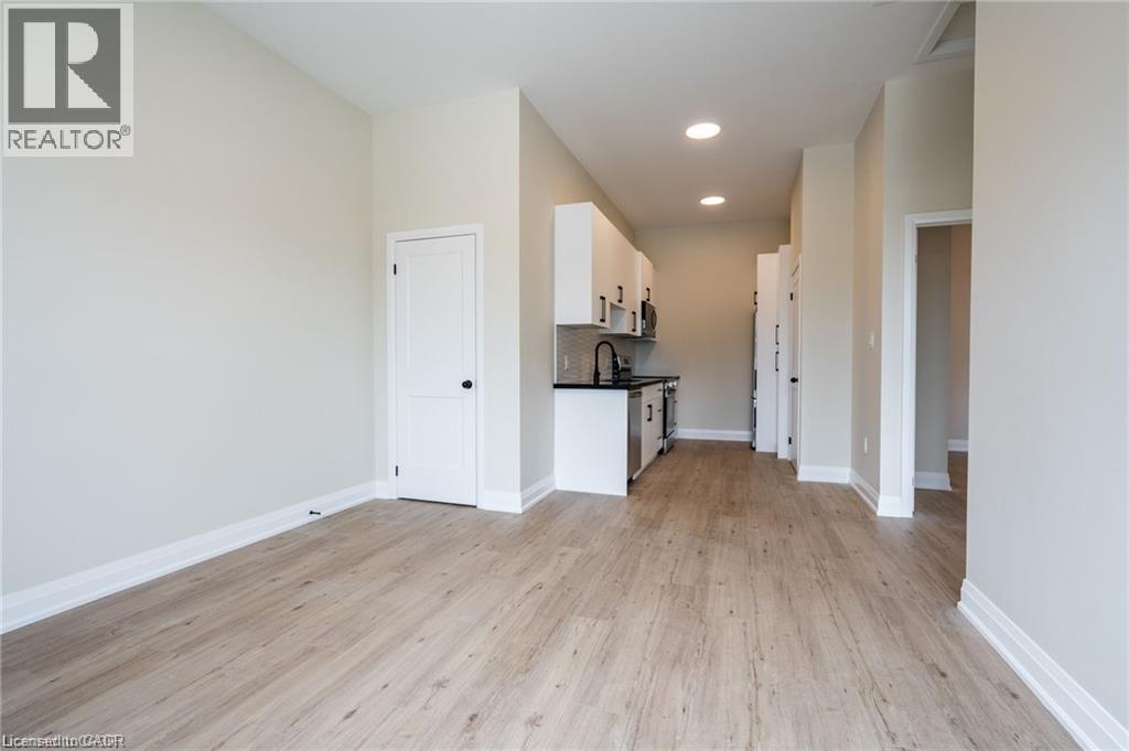 728 Eleventh Avenue Unit# A, Hamilton, Ontario  L8T 2K8 - Photo 4 - 40858843