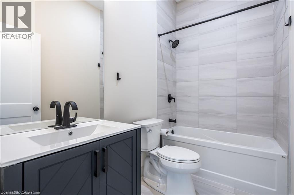 728 Eleventh Avenue Unit# A, Hamilton, Ontario  L8T 2K8 - Photo 10 - 40858843
