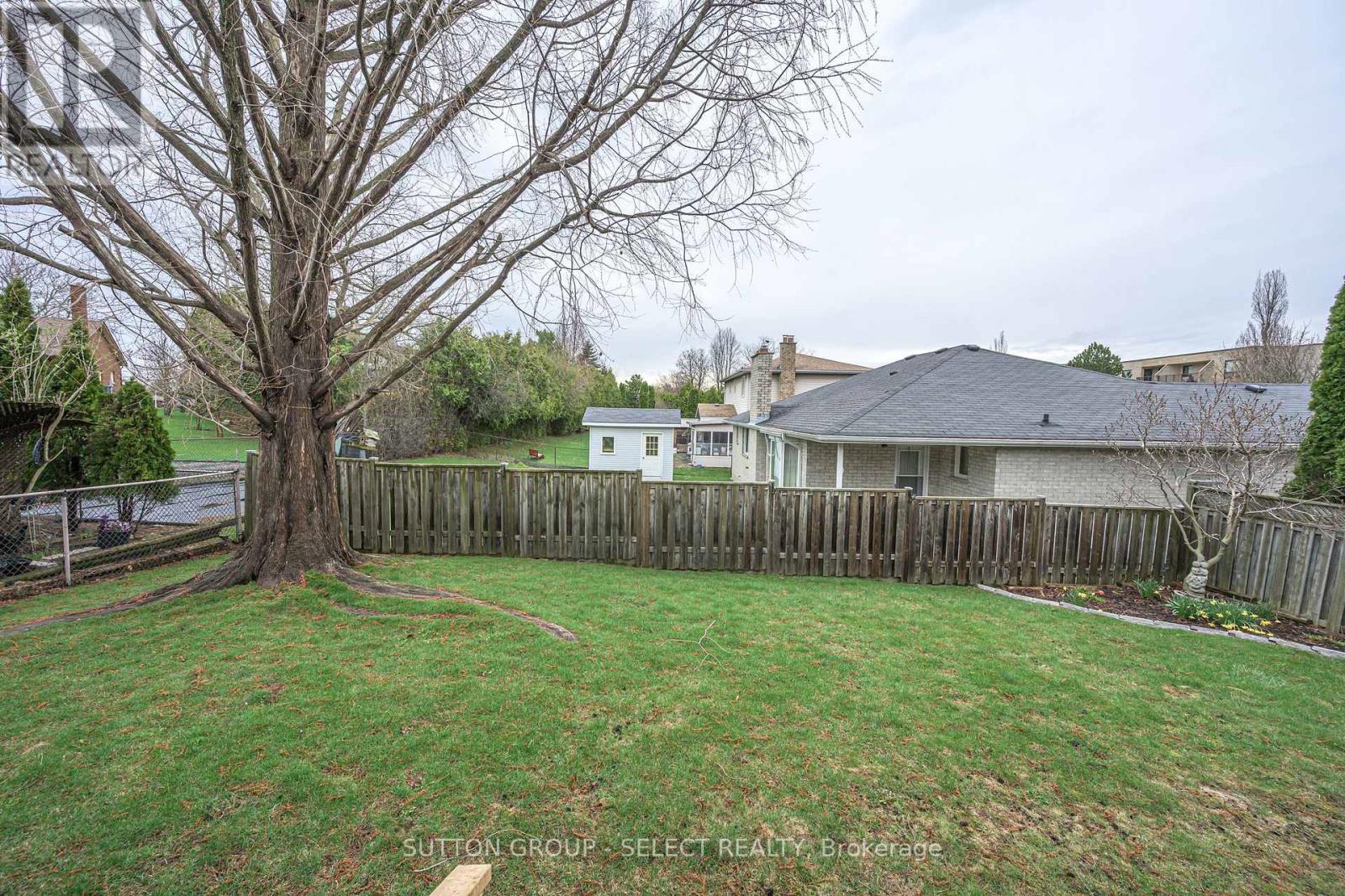 260 Village Green Avenue, London South, Ontario  N6J 3Z6 - Photo 38 - X13735316