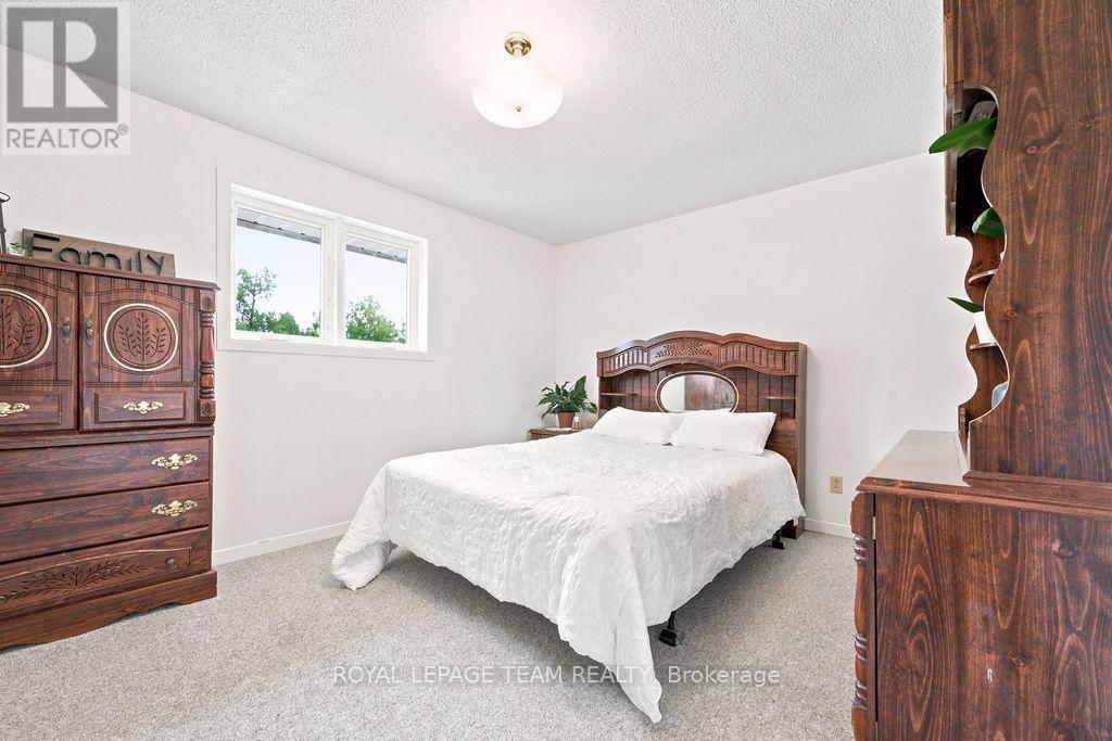 13 Springfield Drive, Whitewater Region, Ontario K0J 1K0 - Photo 28 - X13735344