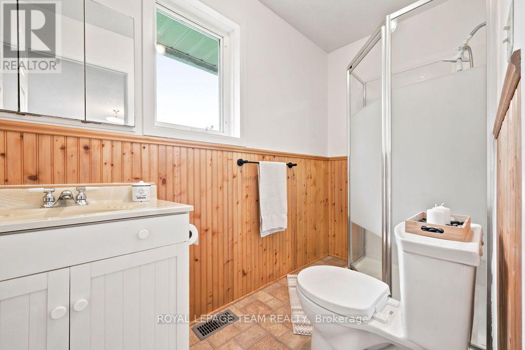13 Springfield Drive, Whitewater Region, Ontario K0J 1K0 - Photo 31 - X13735344