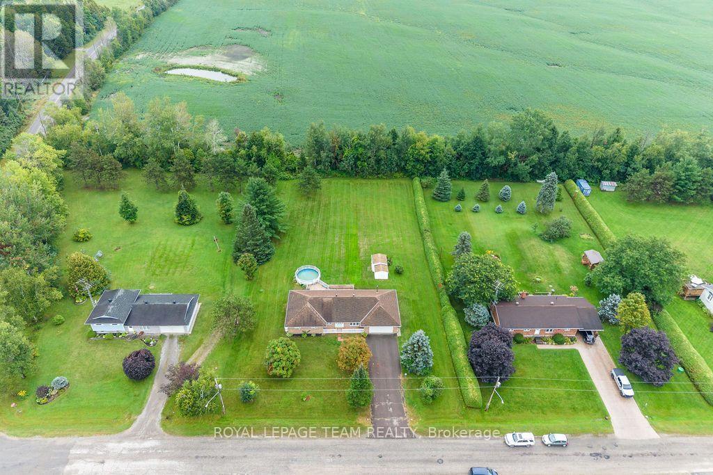 13 Springfield Drive, Whitewater Region, Ontario K0J 1K0 - Photo 42 - X13735344