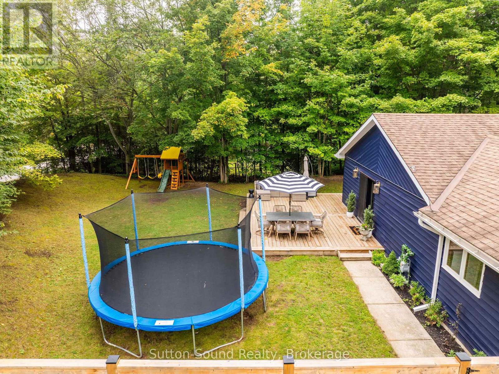 4 Maplewood Drive, South Bruce Peninsula, Ontario  N0H 2G0 - Photo 32 - X13731536