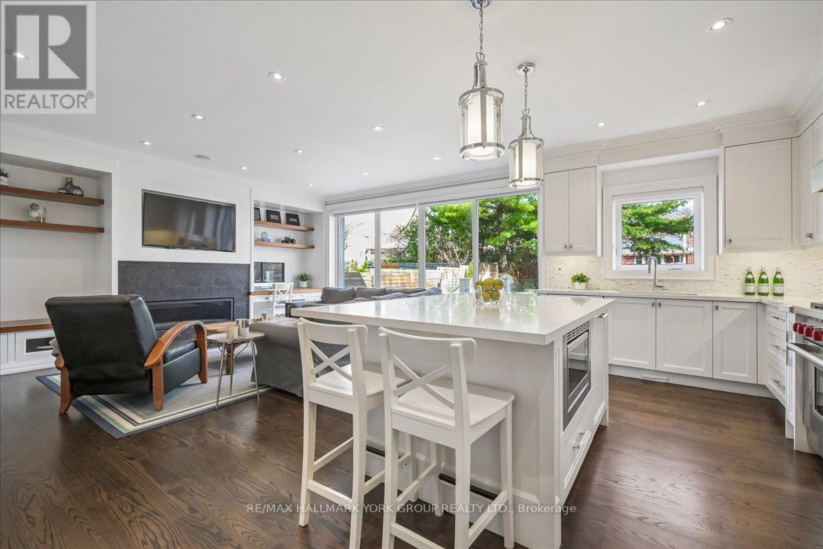 20 Ealing Drive, Toronto, Ontario  M2L 2R5 - Photo 12 - C13735204