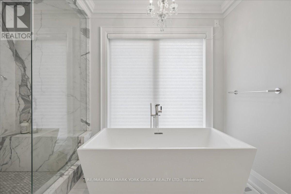 20 Ealing Drive, Toronto, Ontario  M2L 2R5 - Photo 26 - C13735204