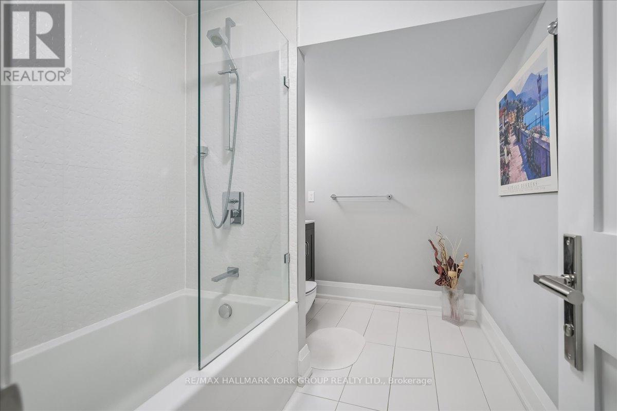 20 Ealing Drive, Toronto, Ontario  M2L 2R5 - Photo 28 - C13735204