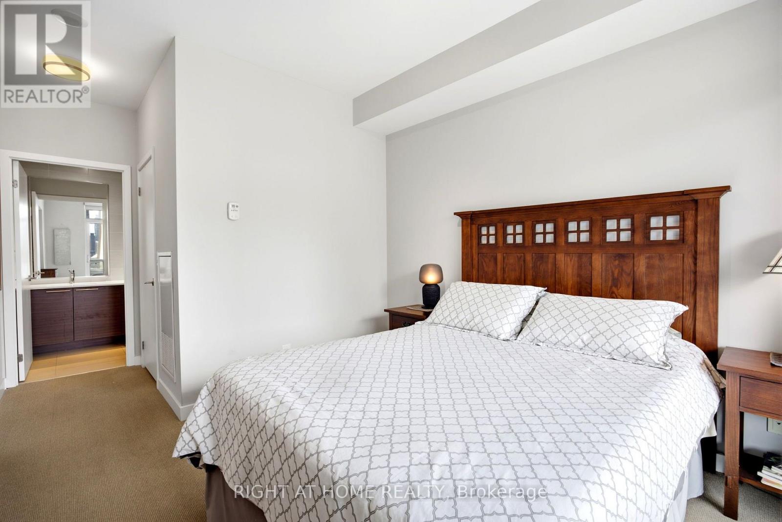 1801 - 1 Market Street, Toronto, Ontario  M5E 0A2 - Photo 21 - C13735212