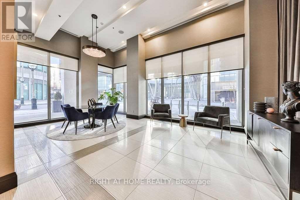 305 - 19 Grand Trunk Crescent, Toronto, Ontario  M5J 3A3 - Photo 18 - C13735240